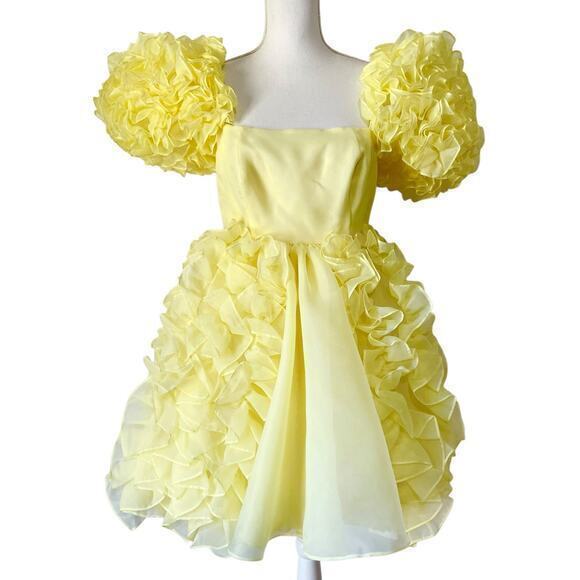 NWT Selkie Twinkie Paris Mini Babydoll Dress‎ Puff Sleeve Yellow Size S - Picture 4 of 9